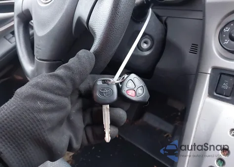 2009 Toyota Matrix S z USA, uszkodzony, nr VIN 2T1LE40E39C003592